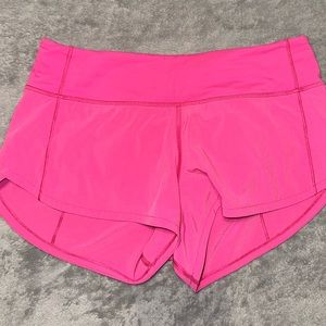 Lululemon Speed Ups Low-Rise Lined 2.5 Size 4